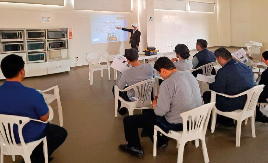 CAPACITACIONES PRÁCTICAS Y TEÓRICAS