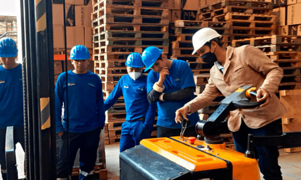 SERVICIO TÉCNICO MONTACARGAS
